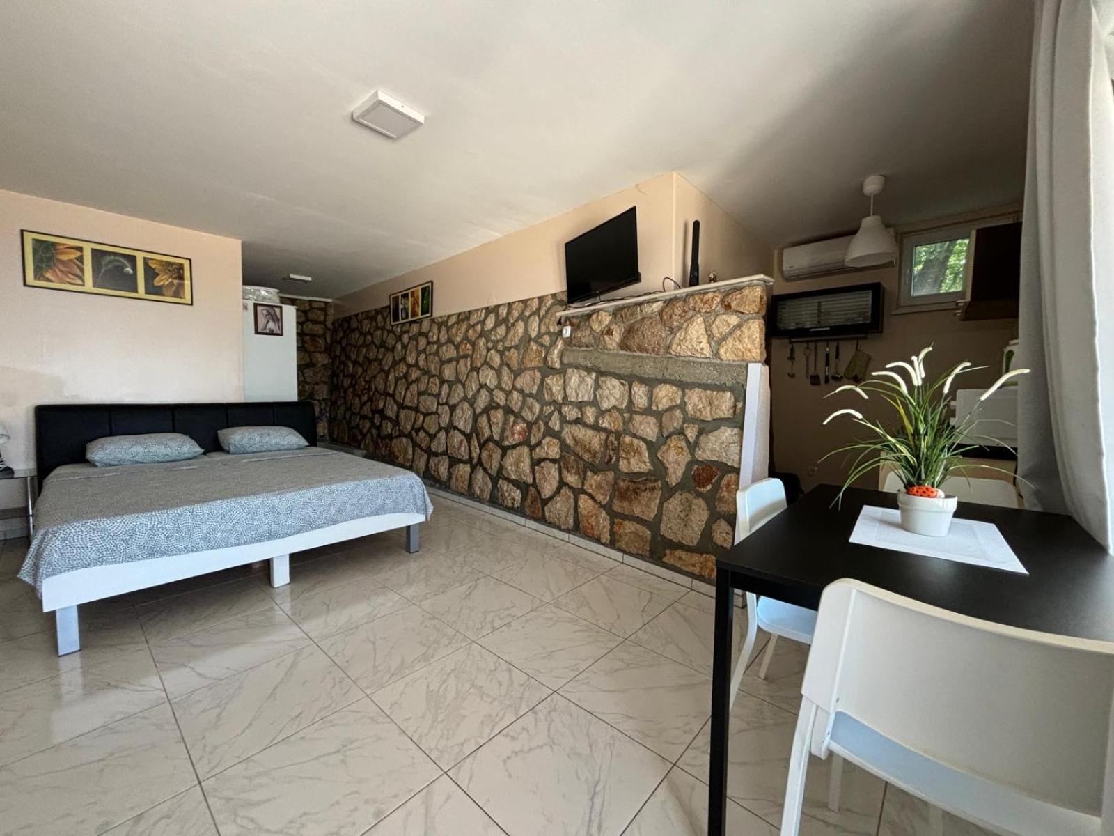 Apartmani Bosnjak Starigrad Paklenica Exterior foto